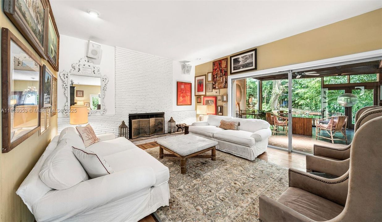 待售: $12,900,000 (4 贝兹, 5 浴室, 2945 平方英尺)