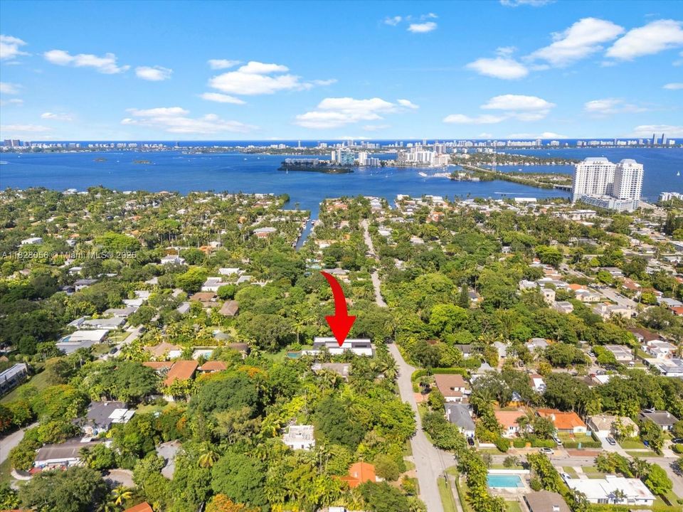 Activo con contrato: $5,149,000 (5 camas, 5 baños, 4079 Pies cuadrados)