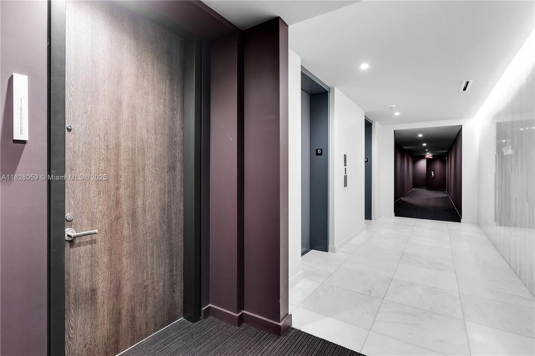 最近售出: $638,000 (1 贝兹, 1 浴室, 883 平方英尺)