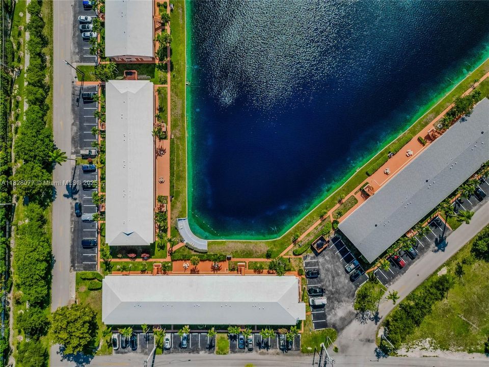 Recently Sold: $149,000 (2 beds, 1 baths, 848 Square Feet)