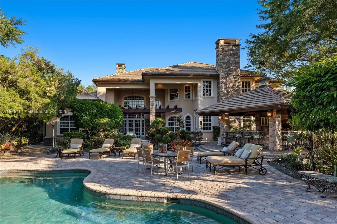 Недавно продано: $2,699,999 (6 спален, 5 ванн, 5678 Квадратных фут)