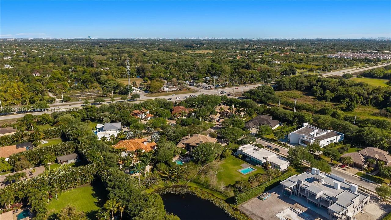 Недавно продано: $2,699,999 (6 спален, 5 ванн, 5678 Квадратных фут)