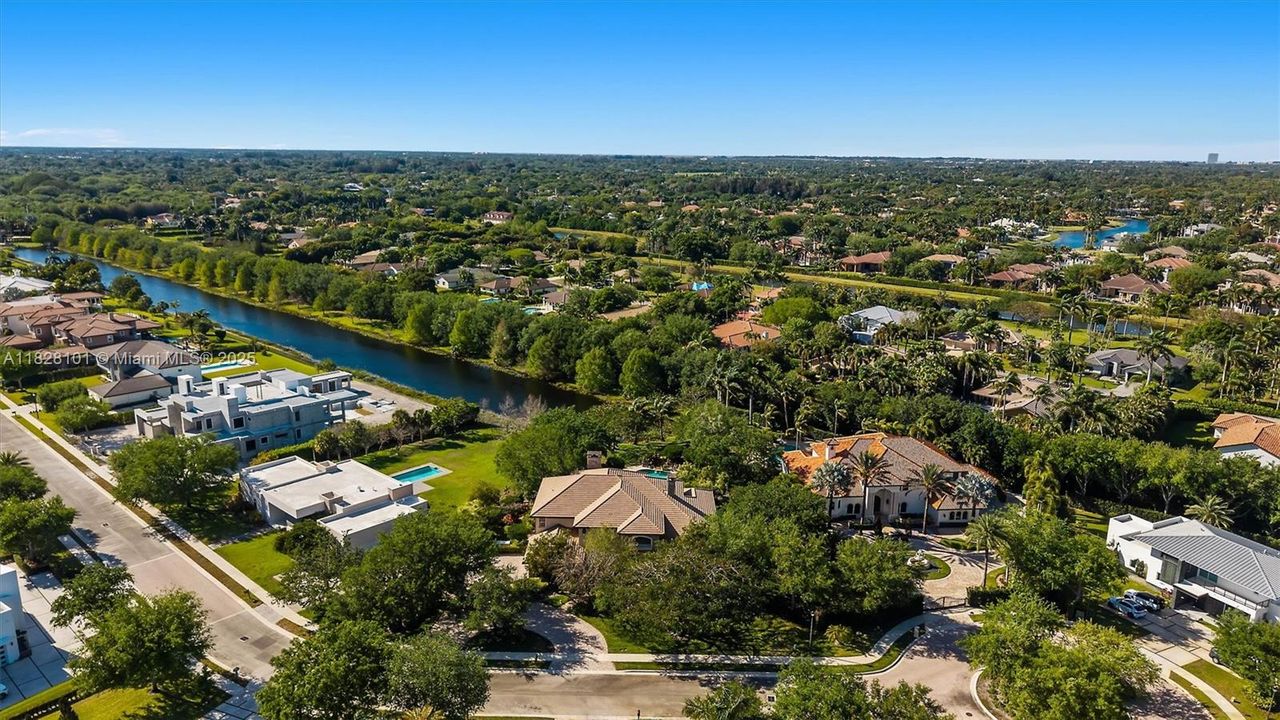 Недавно продано: $2,699,999 (6 спален, 5 ванн, 5678 Квадратных фут)