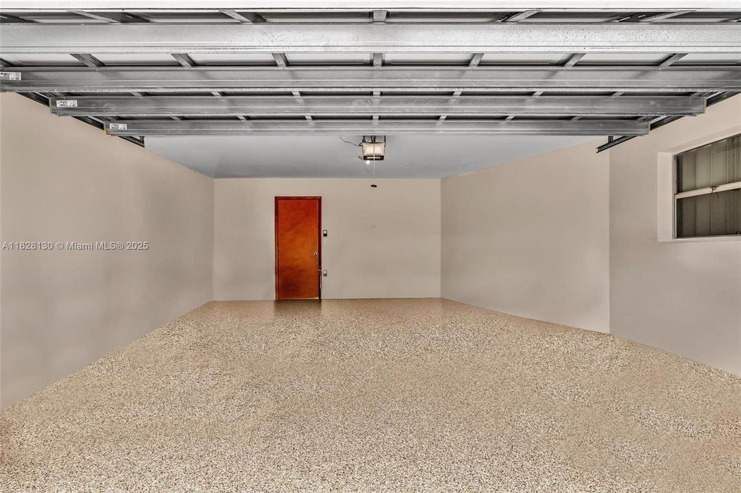 На продажу: $2,500,000 (3 спален, 3 ванн, 2824 Квадратных фут)