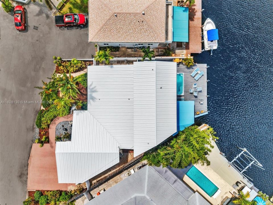 На продажу: $2,500,000 (3 спален, 3 ванн, 2824 Квадратных фут)