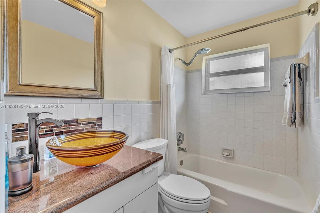 На продажу: $2,500,000 (3 спален, 3 ванн, 2824 Квадратных фут)