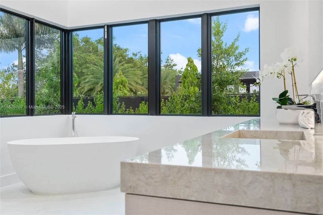 En Venta: $5,500,000 (5 camas, 5 baños, 5818 Pies cuadrados)