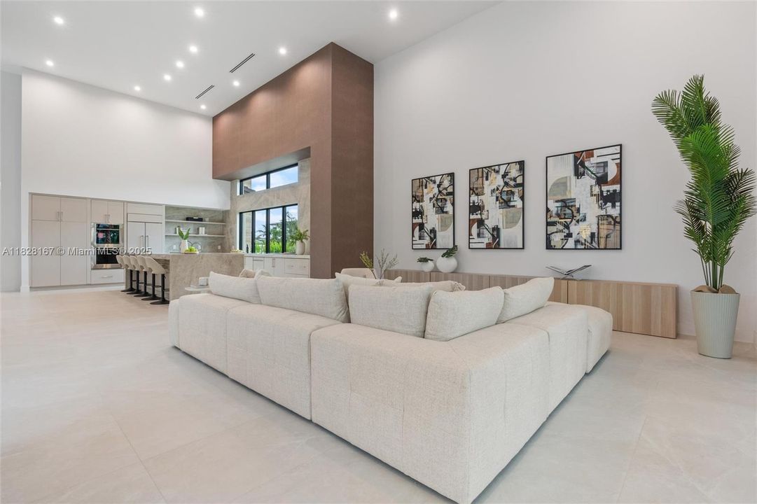 En Venta: $5,500,000 (5 camas, 5 baños, 5818 Pies cuadrados)