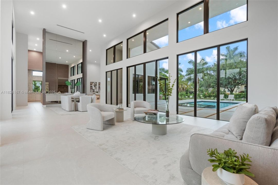 En Venta: $5,500,000 (5 camas, 5 baños, 5818 Pies cuadrados)