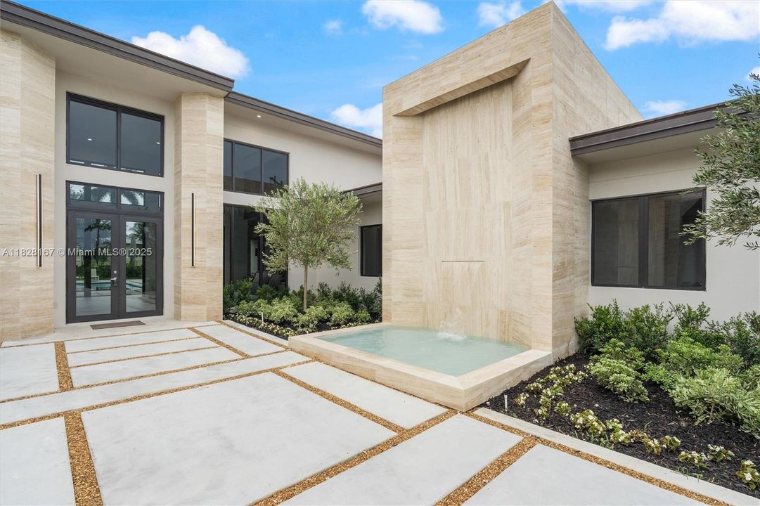 En Venta: $5,500,000 (5 camas, 5 baños, 5818 Pies cuadrados)