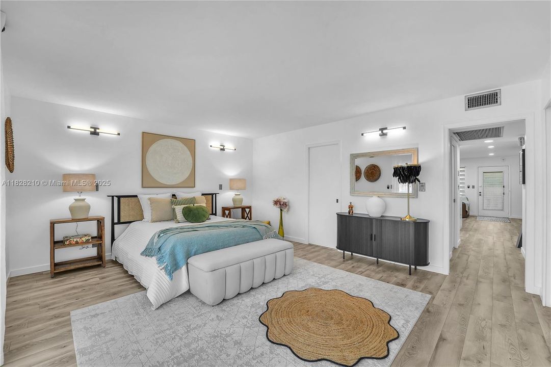 Active With Contract: $149,000 (1 beds, 1 baths, 798 Square Feet)