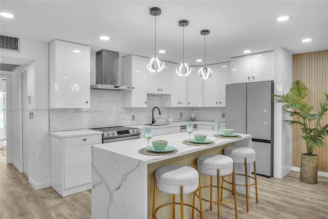 Active With Contract: $149,000 (1 beds, 1 baths, 798 Square Feet)