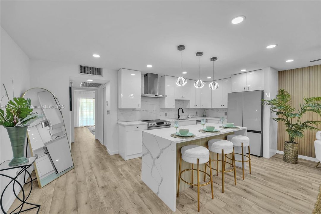 Active With Contract: $149,000 (1 beds, 1 baths, 798 Square Feet)