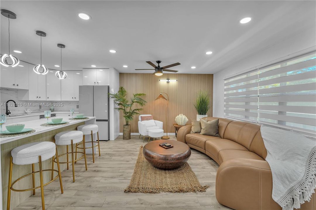 Active With Contract: $149,000 (1 beds, 1 baths, 798 Square Feet)