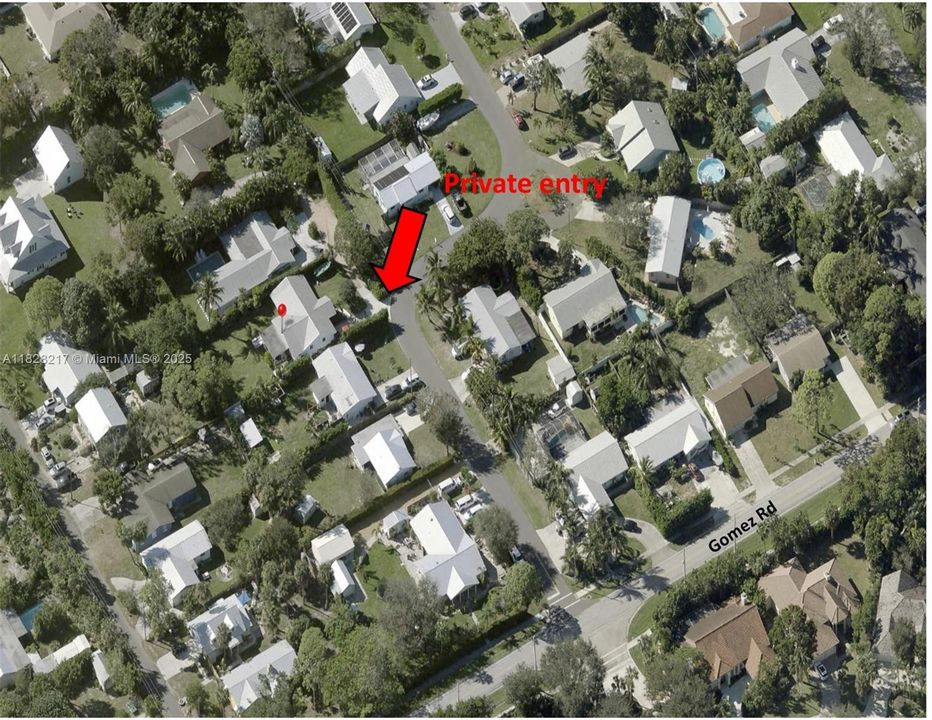 最近售出: $689,000 (4 贝兹, 2 浴室, 1698 平方英尺)