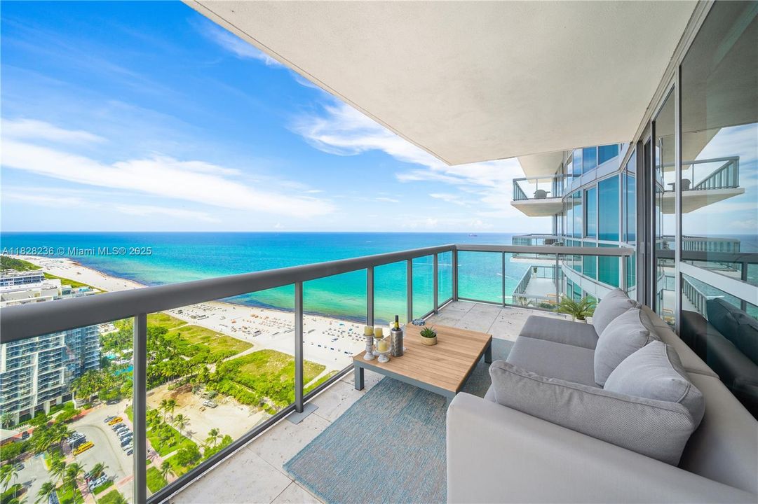 For Sale: $6,700,000 (3 beds, 3 baths, 1588 Square Feet)