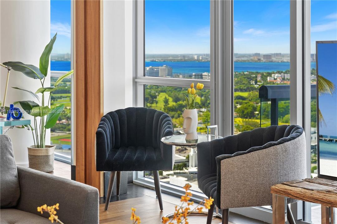 For Sale: $6,700,000 (3 beds, 3 baths, 1588 Square Feet)