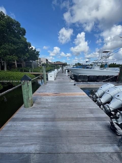 Vendido Recientemente: $2,200 (0.01 acres)