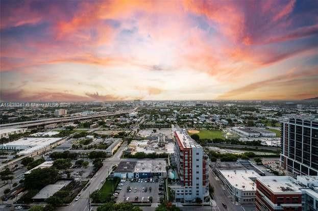 For Sale: $540,000 (2 beds, 2 baths, 1055 Square Feet)