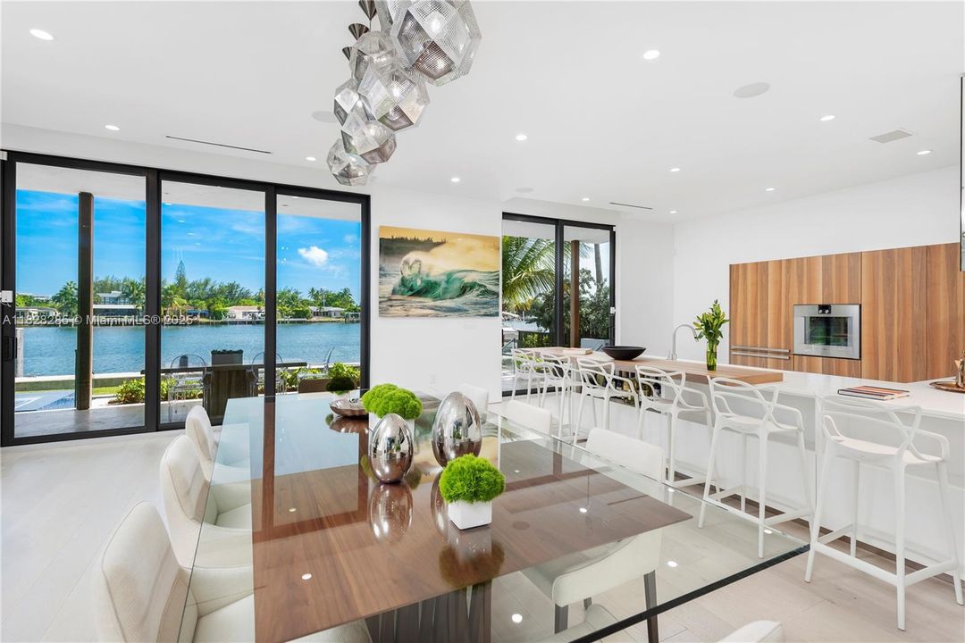 En Venta: $14,550,000 (6 camas, 7 baños, 5145 Pies cuadrados)