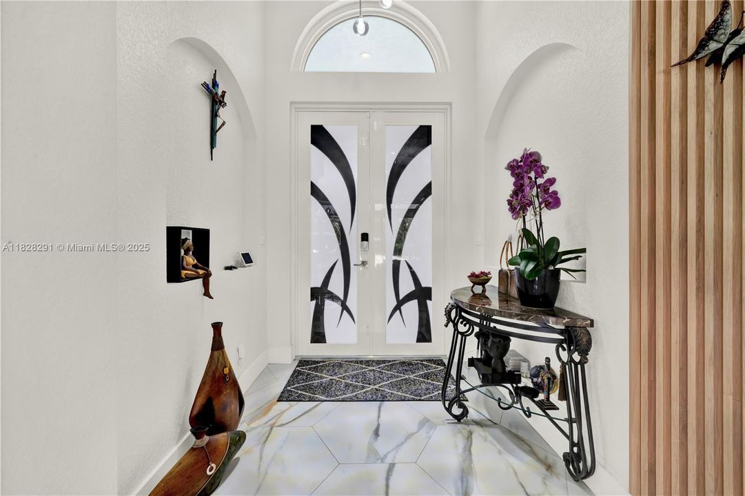 待售: $4,500,000 (5 贝兹, 4 浴室, 4905 平方英尺)