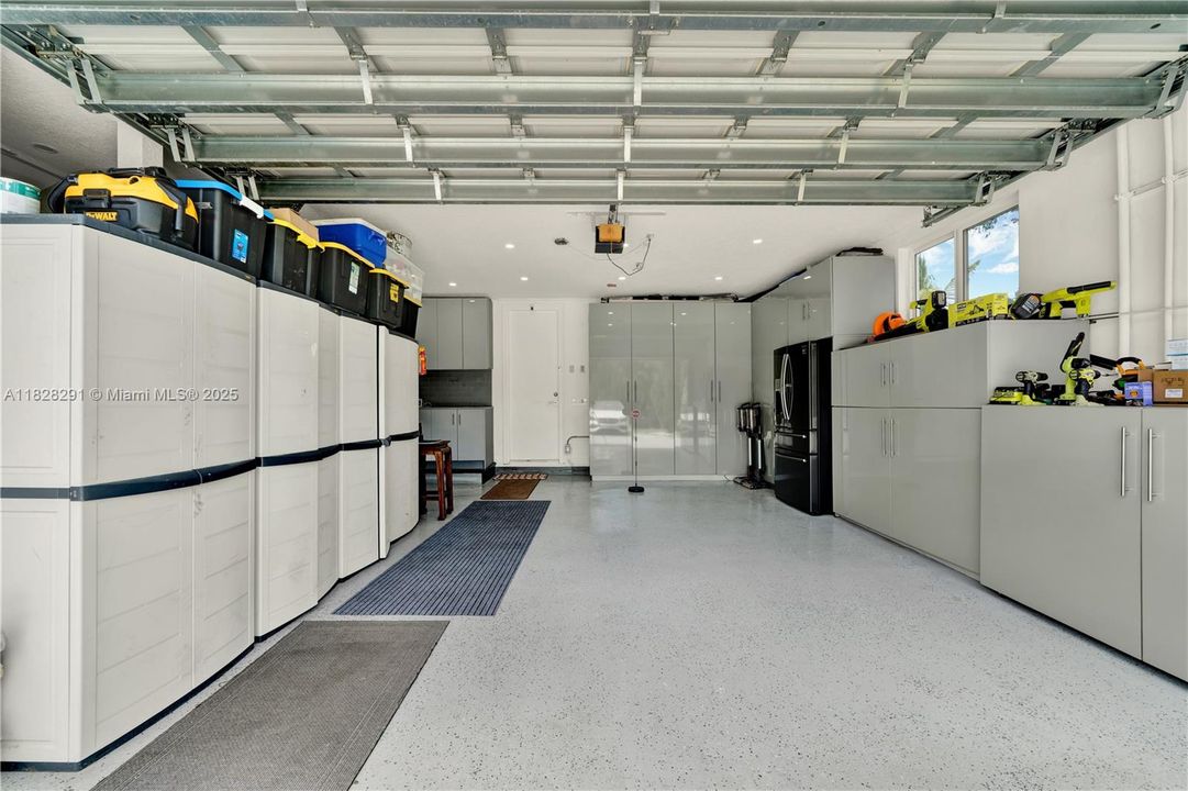 待售: $4,500,000 (5 贝兹, 4 浴室, 4905 平方英尺)