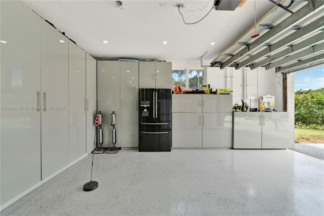 待售: $4,500,000 (5 贝兹, 4 浴室, 4905 平方英尺)