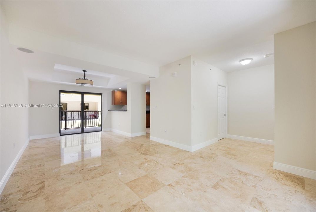 En Venta: $1,010,000 (2 camas, 2 baños, 1425 Pies cuadrados)