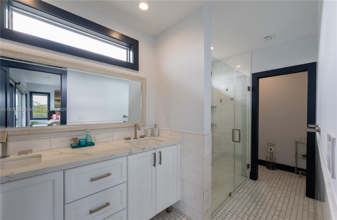 待售: $3,988,999 (5 贝兹, 3 浴室, 2848 平方英尺)