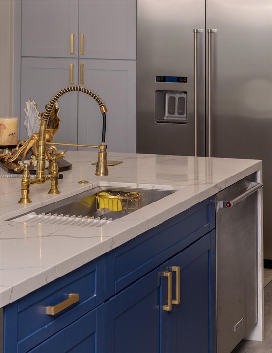 待售: $3,988,999 (5 贝兹, 3 浴室, 2848 平方英尺)