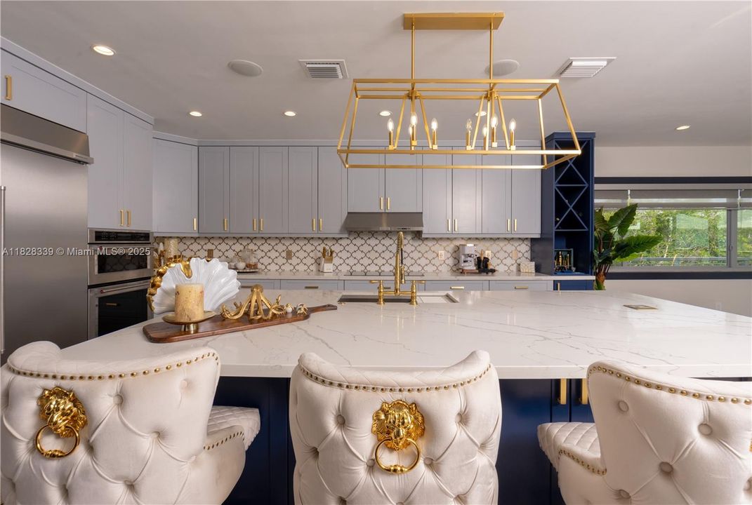 待售: $3,988,999 (5 贝兹, 3 浴室, 2848 平方英尺)