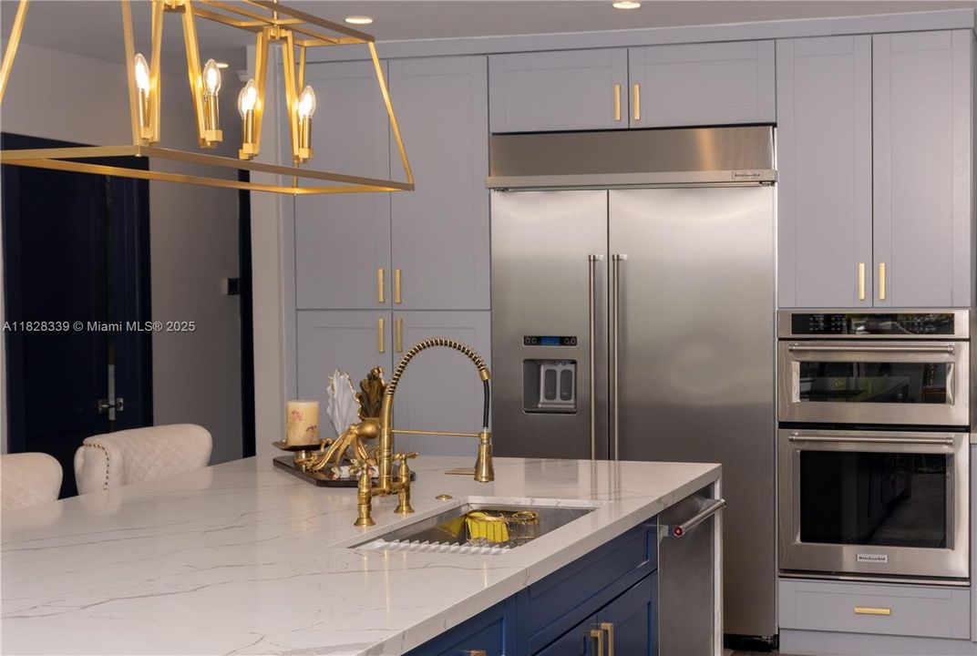 待售: $3,988,999 (5 贝兹, 3 浴室, 2848 平方英尺)