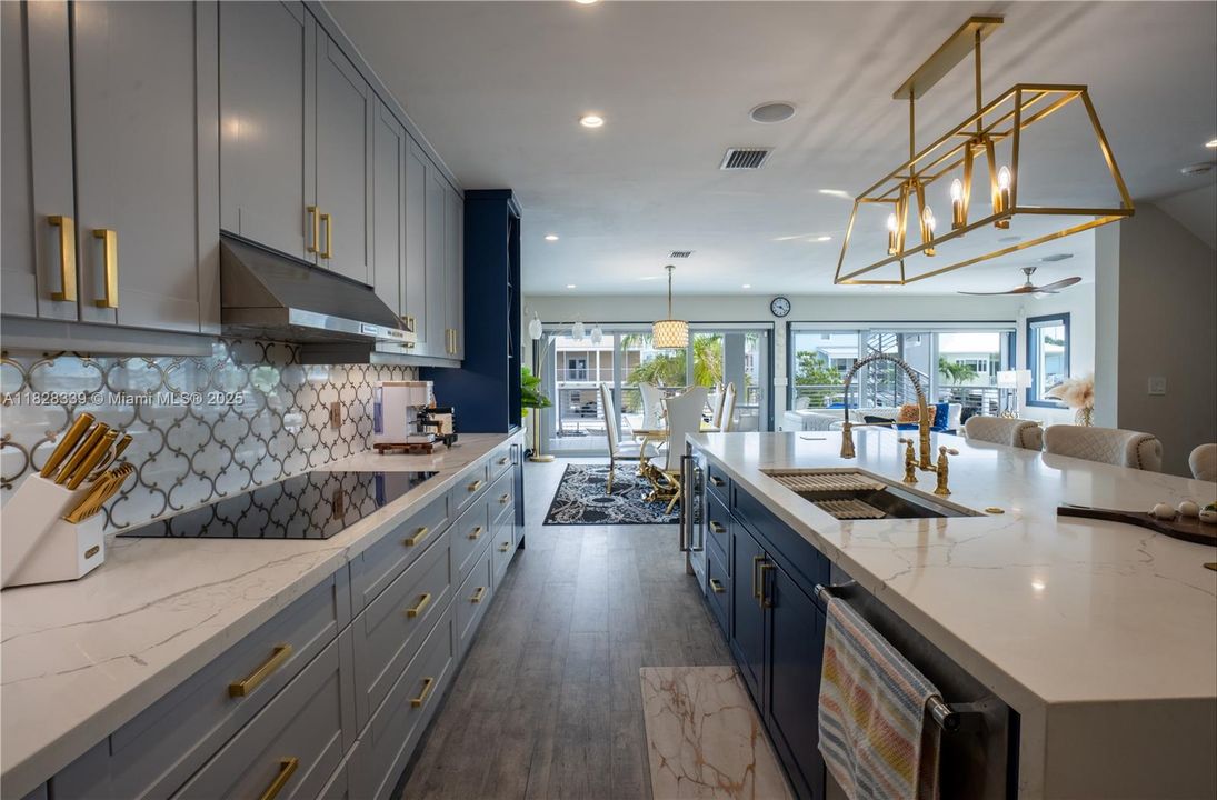 待售: $3,988,999 (5 贝兹, 3 浴室, 2848 平方英尺)