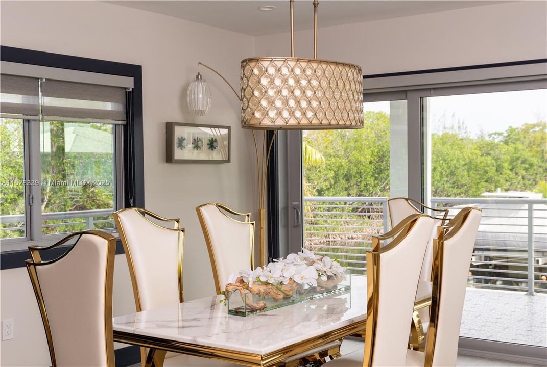 待售: $3,988,999 (5 贝兹, 3 浴室, 2848 平方英尺)