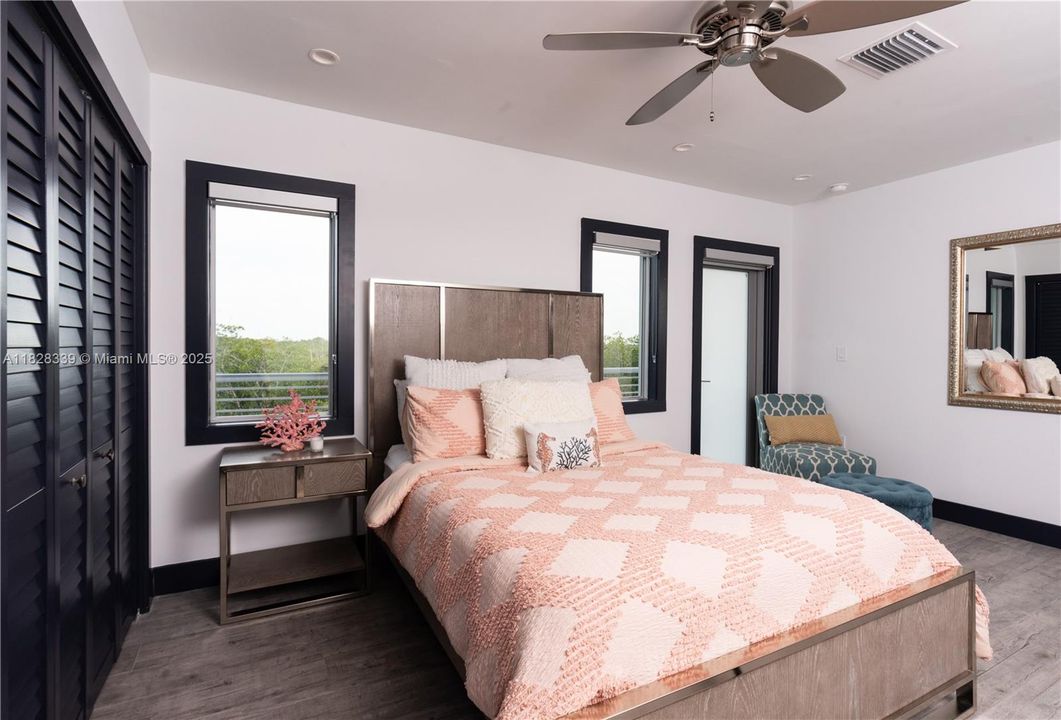 待售: $3,988,999 (5 贝兹, 3 浴室, 2848 平方英尺)