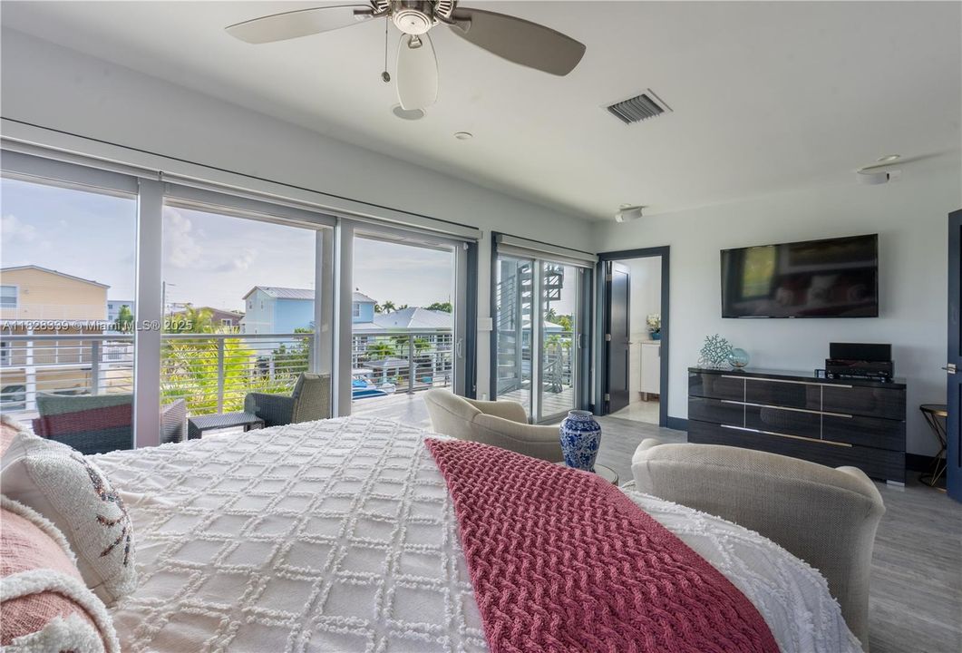 待售: $3,988,999 (5 贝兹, 3 浴室, 2848 平方英尺)