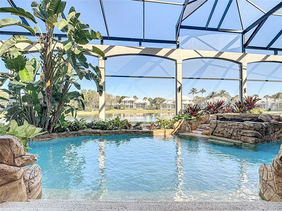 For Sale: $4,700,000 (4 beds, 5 baths, 7838 Square Feet)