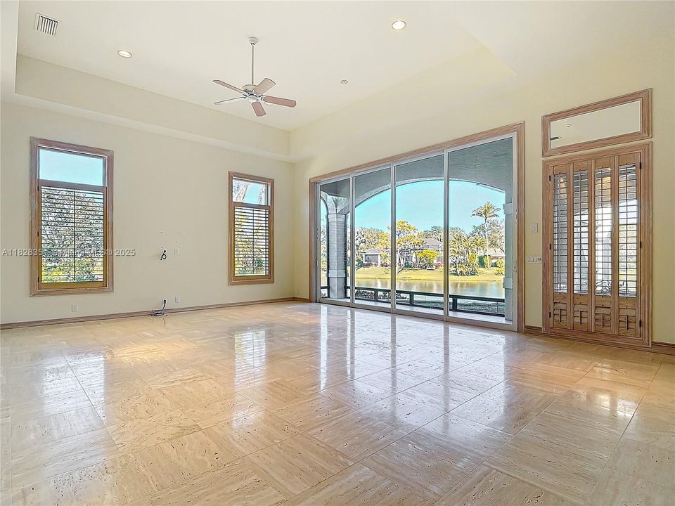 For Sale: $4,700,000 (4 beds, 5 baths, 7838 Square Feet)