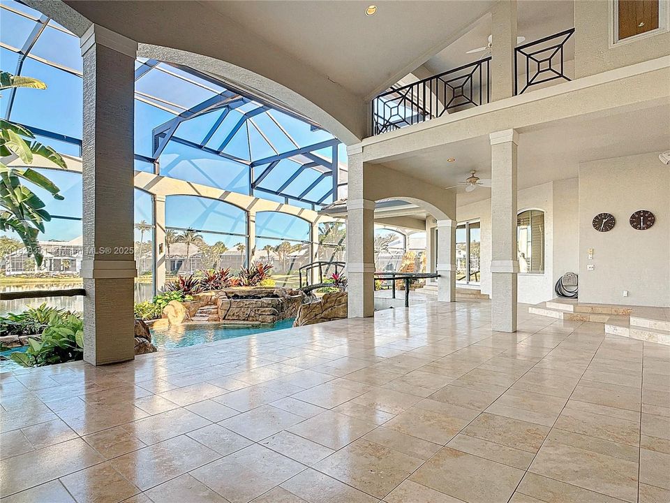 For Sale: $4,700,000 (4 beds, 5 baths, 7838 Square Feet)