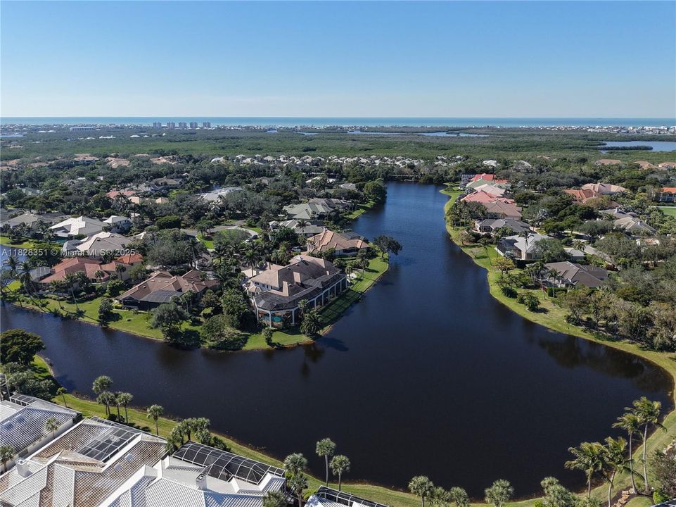 For Sale: $4,700,000 (4 beds, 5 baths, 7838 Square Feet)