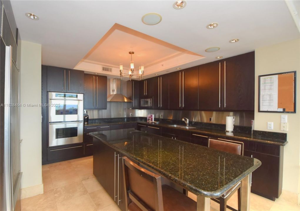 待售: $1,999,000 (4 贝兹, 5 浴室, 3575 平方英尺)