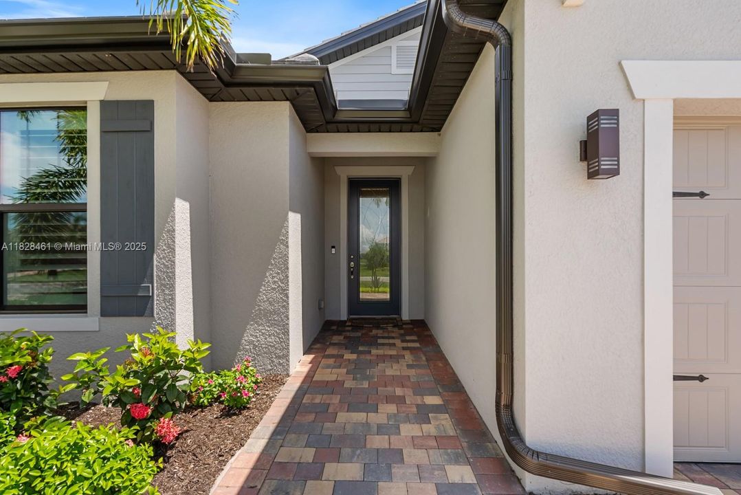 For Sale: $549,900 (2 beds, 2 baths, 0 Square Feet)