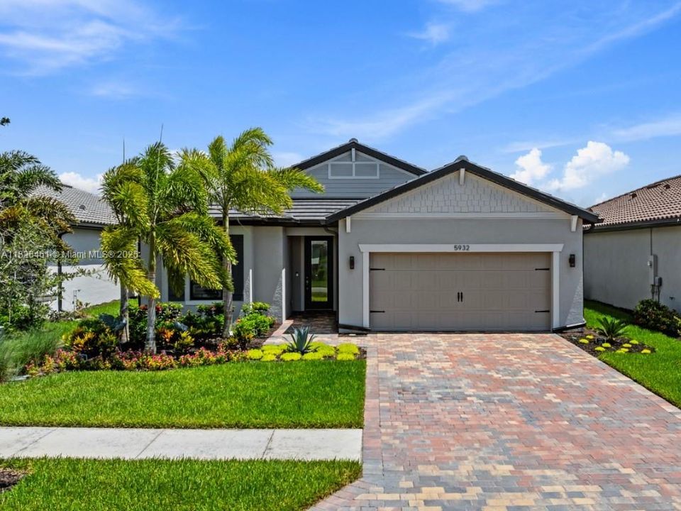 For Sale: $549,900 (2 beds, 2 baths, 0 Square Feet)