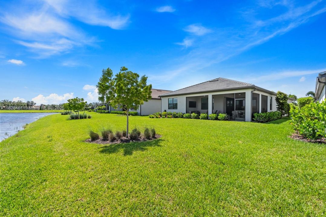 For Sale: $549,900 (2 beds, 2 baths, 0 Square Feet)