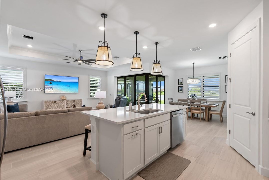 For Sale: $549,900 (2 beds, 2 baths, 0 Square Feet)