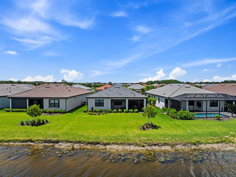 For Sale: $549,900 (2 beds, 2 baths, 0 Square Feet)