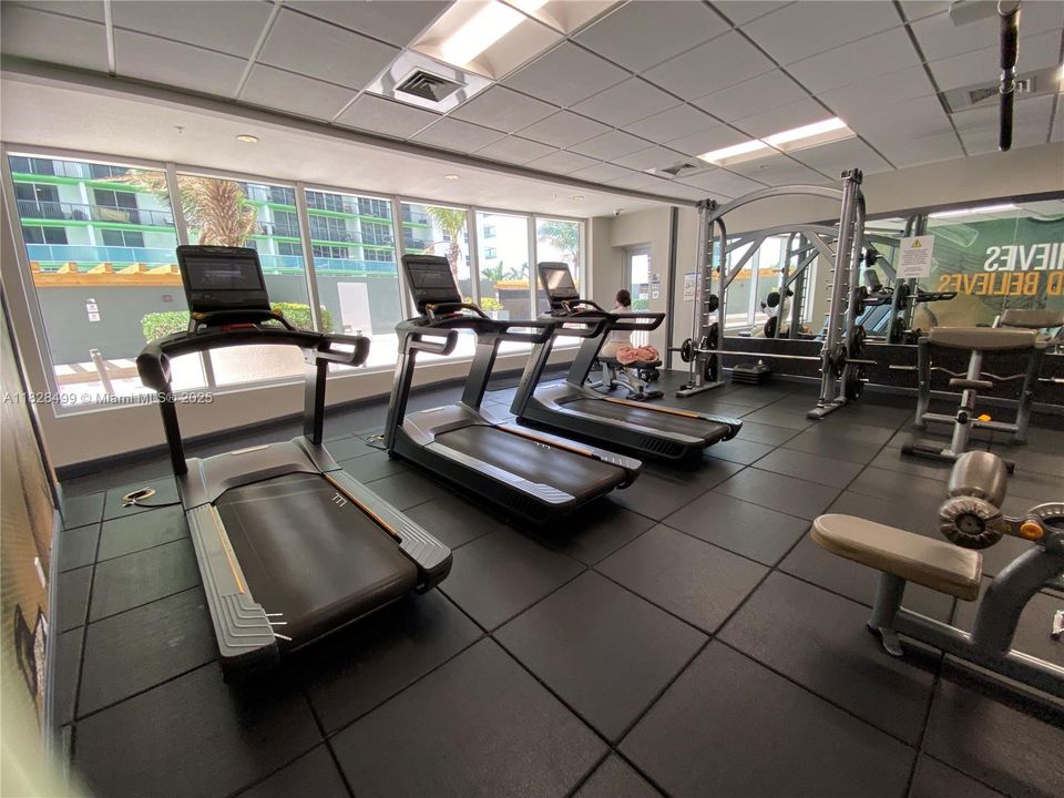 На продажу: $249,000 (0 спален, 1 ванн, 508 Квадратных фут)