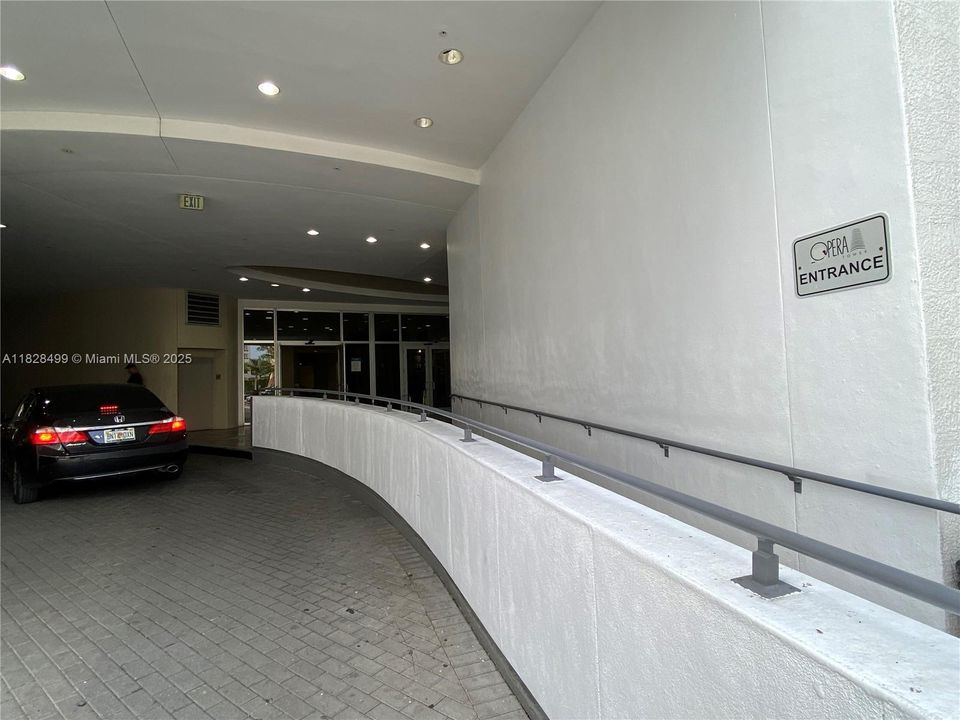 На продажу: $249,000 (0 спален, 1 ванн, 508 Квадратных фут)