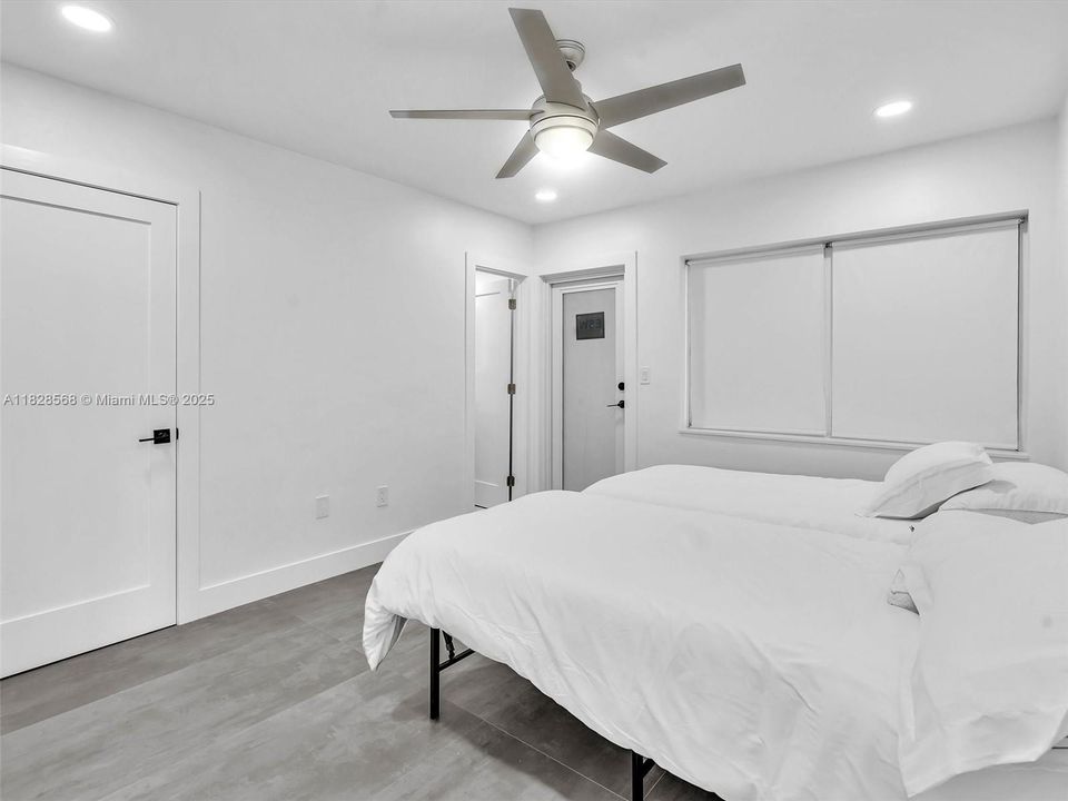 На продажу: $6,500,000 (0 спален, 0 ванн, 0 Квадратных фут)