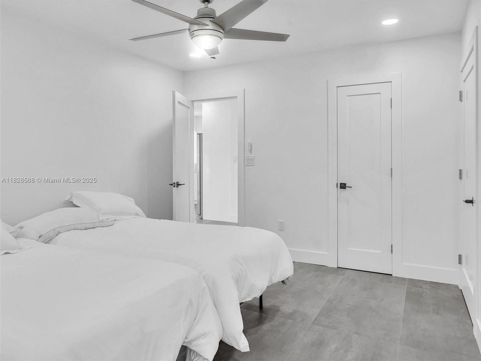 На продажу: $6,500,000 (0 спален, 0 ванн, 0 Квадратных фут)